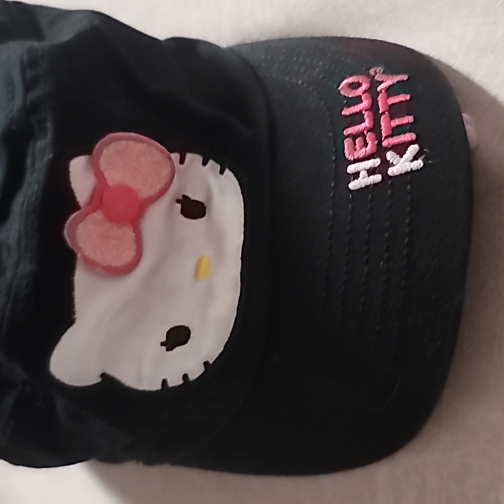 Hello Kitty Black Cap - Picture 5 of 8